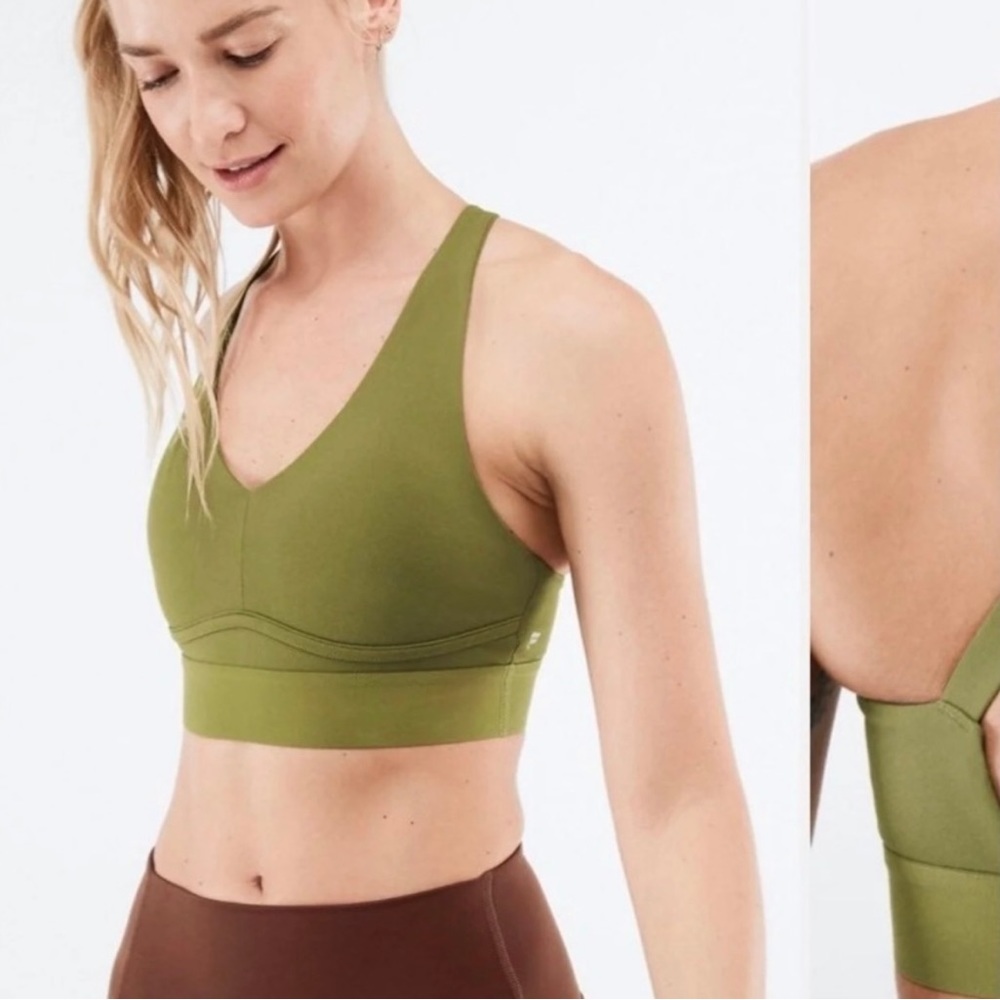 Fabletics Sports Bra in Olive Green